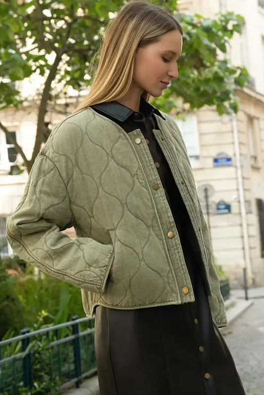 Outfits de entretiempo perfectos para el clima de Burgos - CHICA del Sur