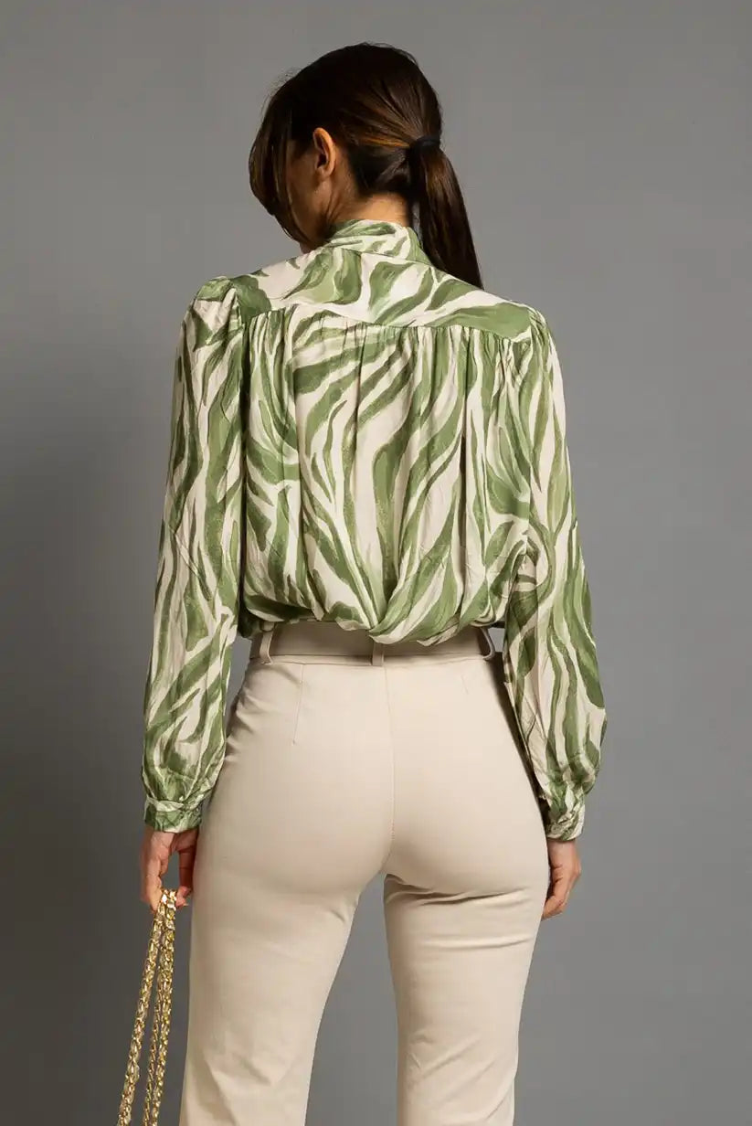 Blusa cebra kaki mujer | Cuello halter primavera verano - CHICA del Sur