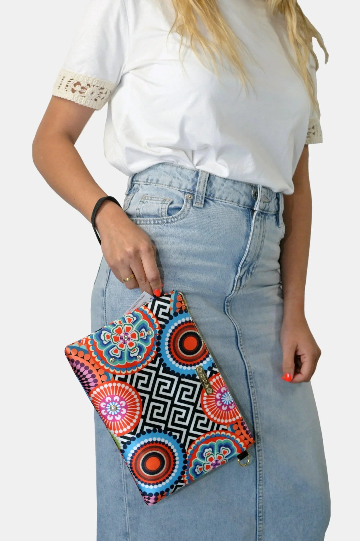 Bolso de Mano y Bandolera Pequeño Clutch Círculos Negro Geométrico | CHULA Tulum - CHICA del Sur