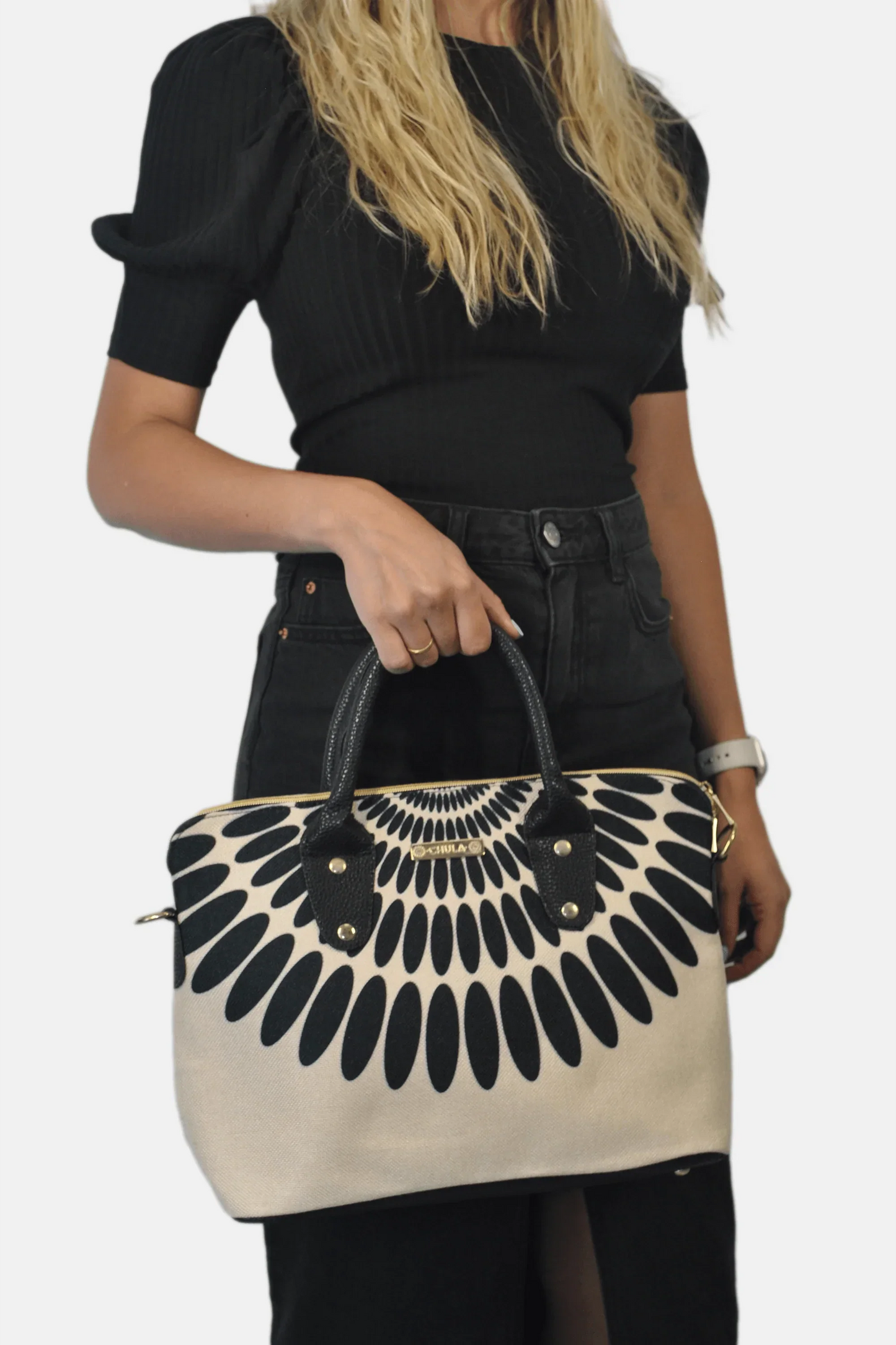 Bolso de mano y bandolera grande Lucia Pétalos negros | CHULA Tulum - CHICA del Sur