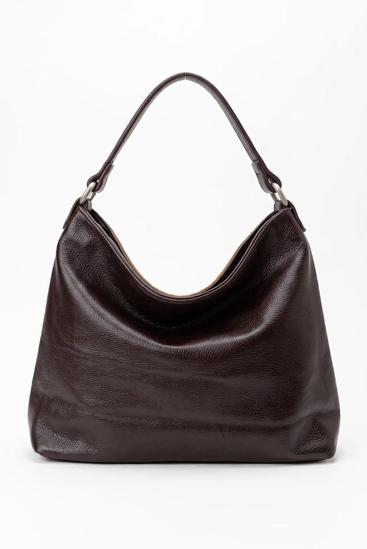 Bolso de mujer CHICA del Sur en cuero marrón chocolate con asa corta y detalles metálicos