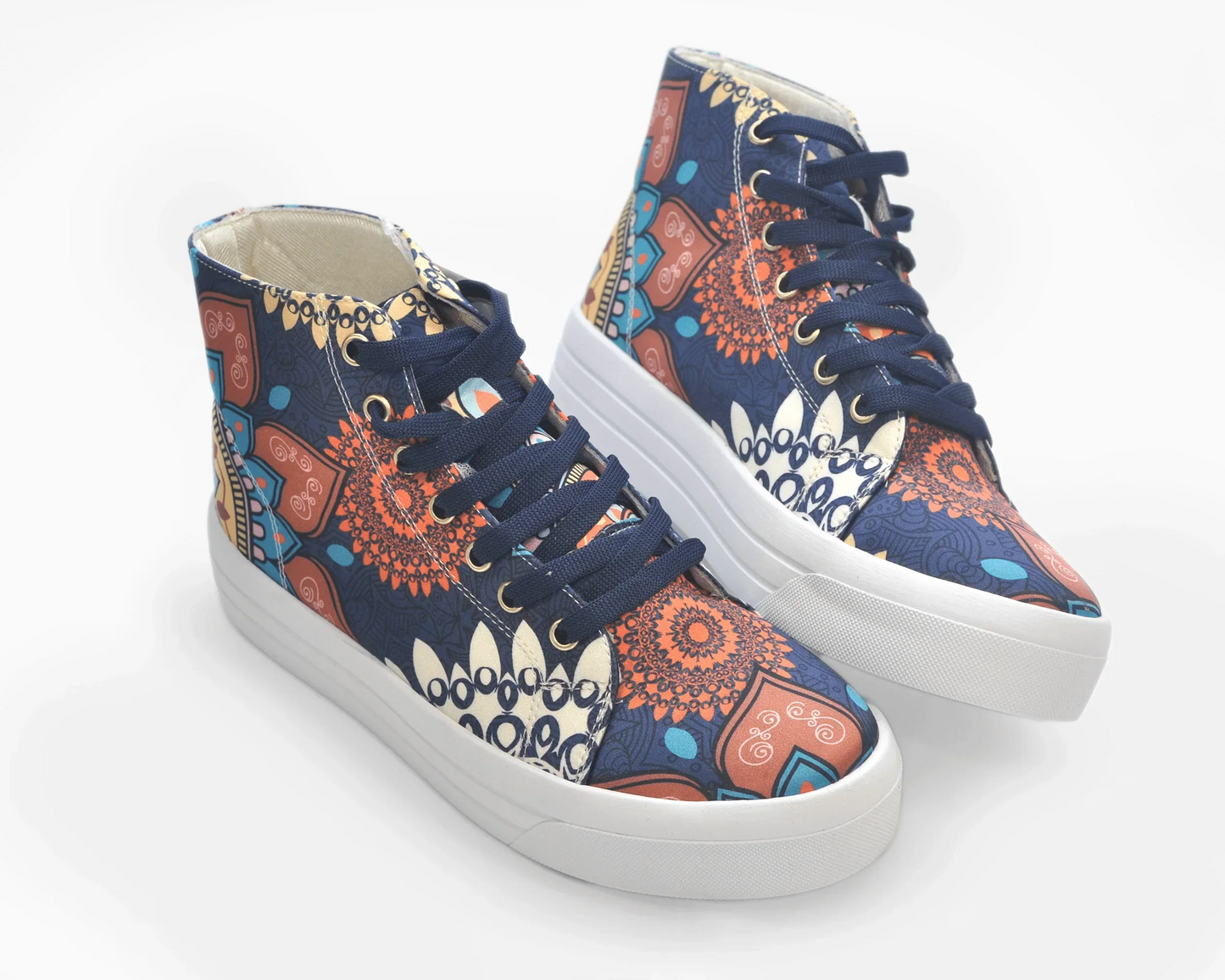 Botas Urbanas Altas de Mujer Flores Mandala azul - Moda Sostenible | CHULA Tulum - CHICA del Sur