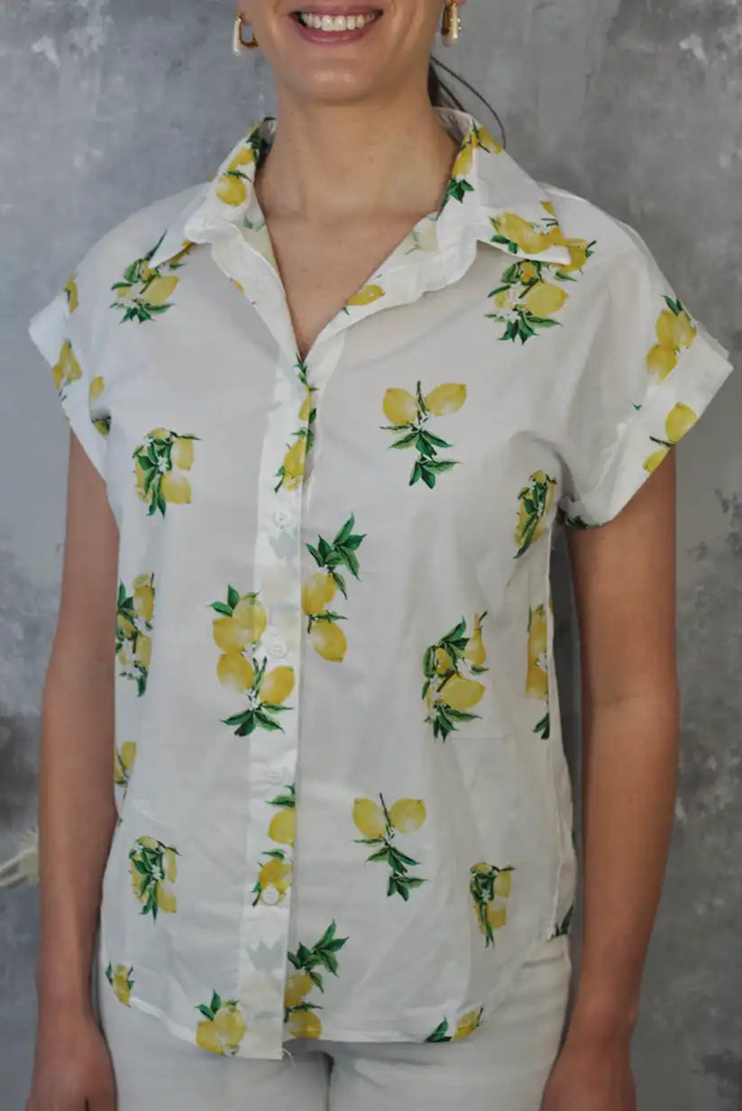 Camisa blanca con estampado de limones | Manga corta mujer 100% algodón - CHICA del Sur