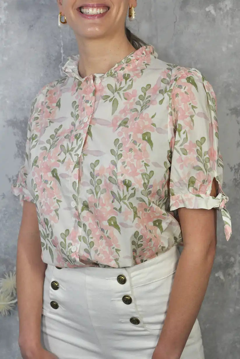 Camisa floral manga corta con cuello fruncido | Mujer primavera verano - CHICA del Sur