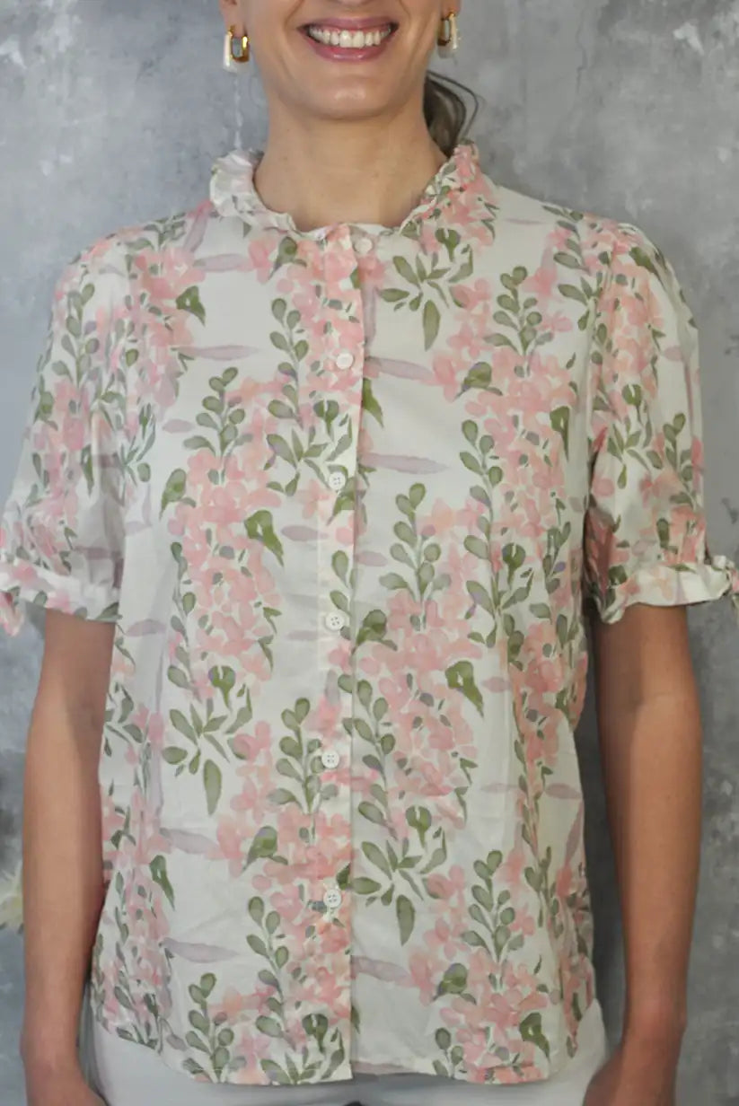 Camisa floral manga corta con cuello fruncido | Mujer primavera verano - CHICA del Sur