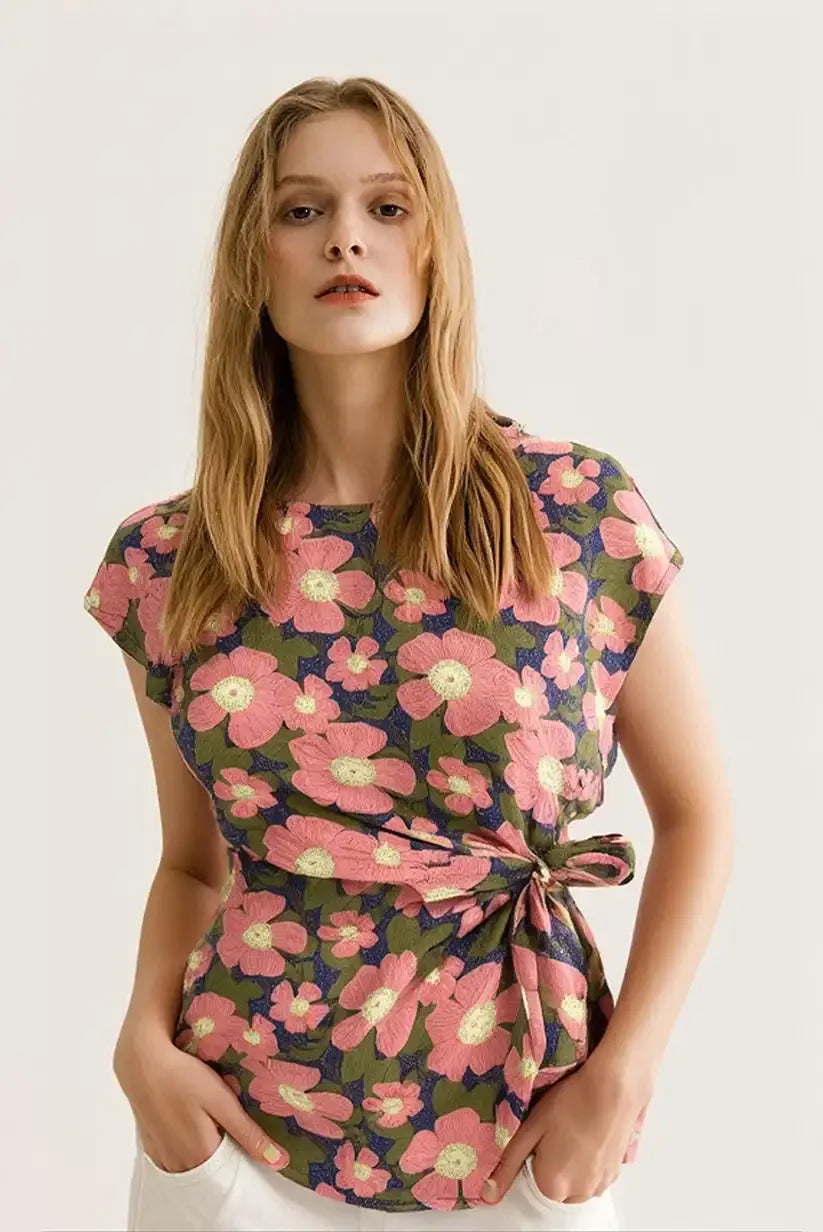 Camisa Mujer Verano Floral Azul con Rosas y Lazo Lateral Elegante - CHICA del Sur
