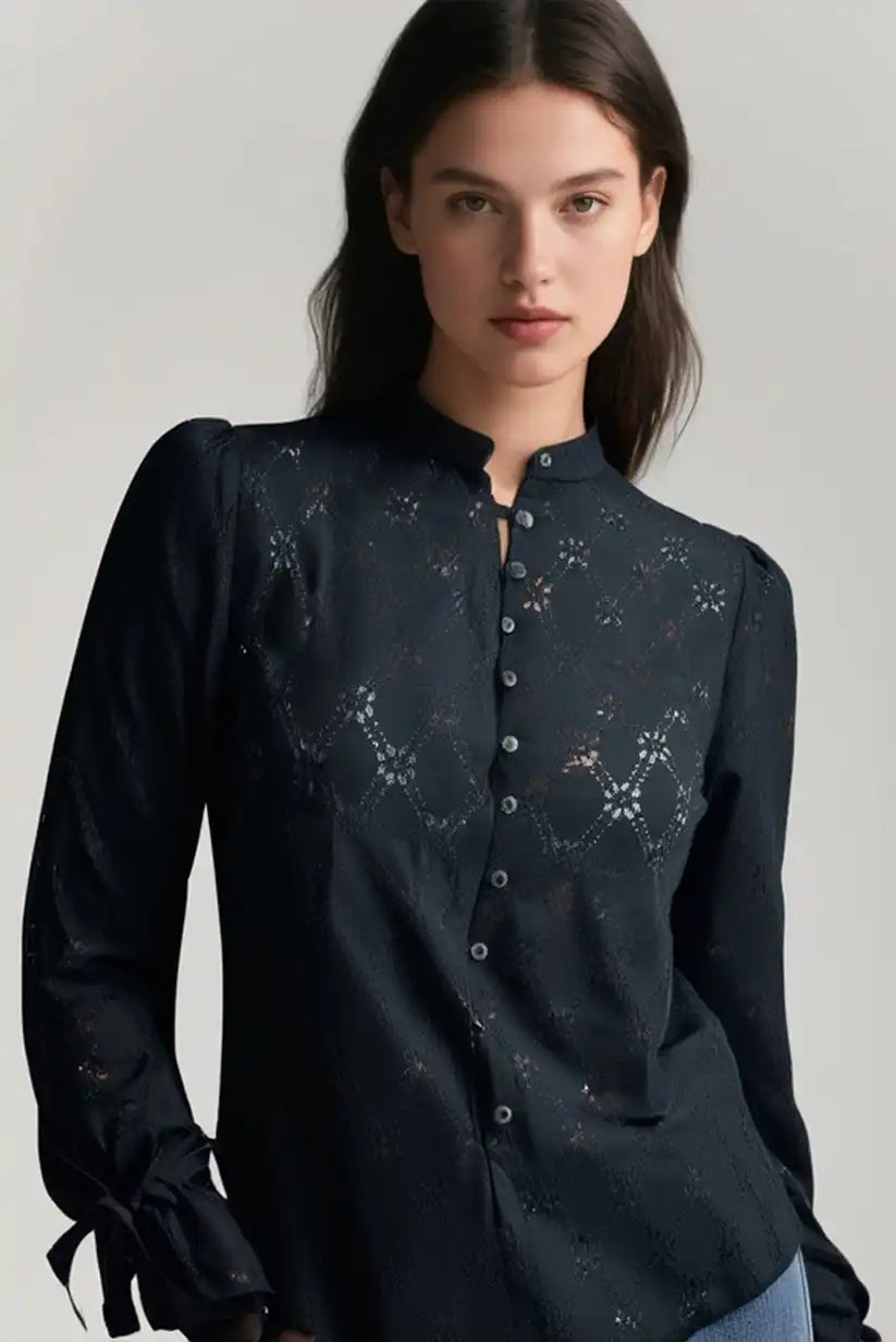 Camisa Negra Bordada Mujer con Lazos en Mangas Elegante y Versátil - CHICA del Sur
