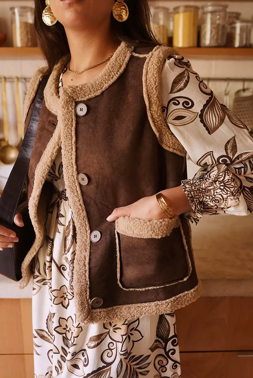 Chaleco Marrón Borreguito Mujer Estilo Boho Otoño Cozy Chic - CHICA del Sur