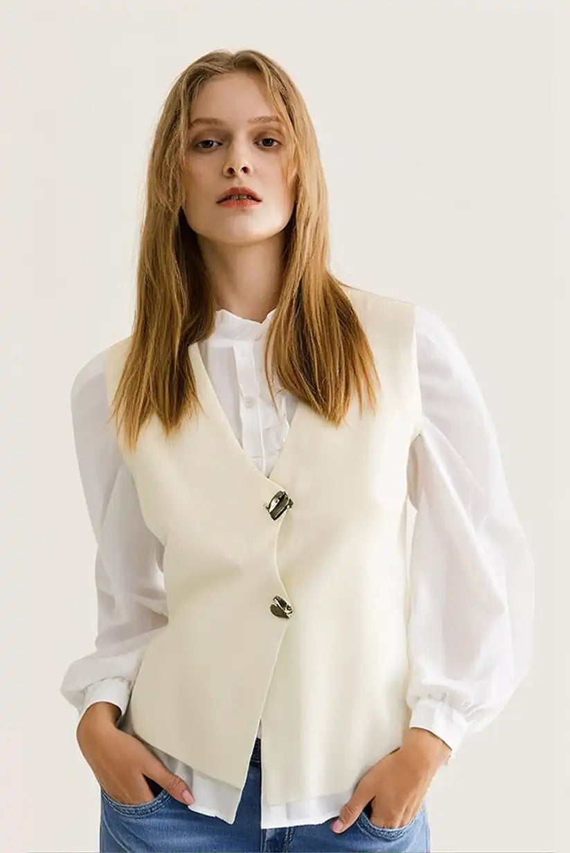 Chaleco De Punto Beige Mujer Con Botones Dorados Elegante Casual - CHICA del Sur