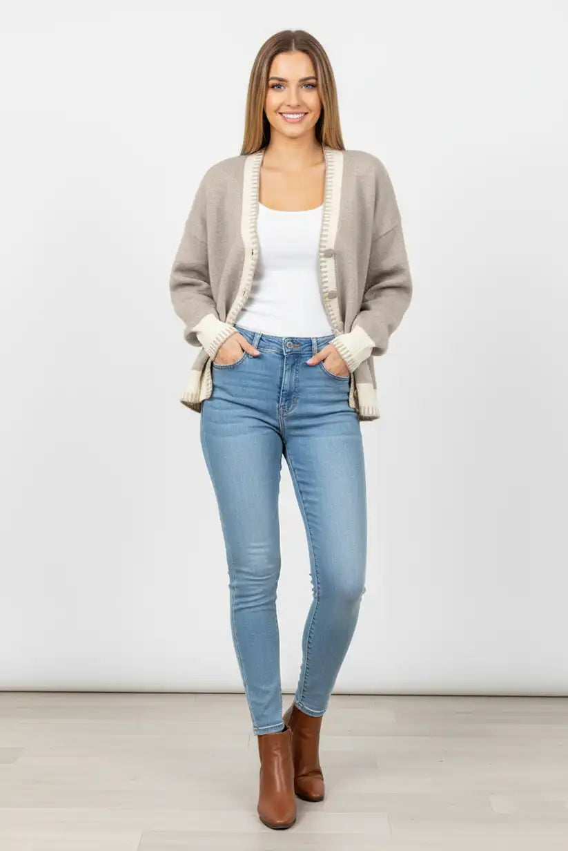 Chaqueta Mujer Punto Taupe con Botones Beige Estilo Elegante