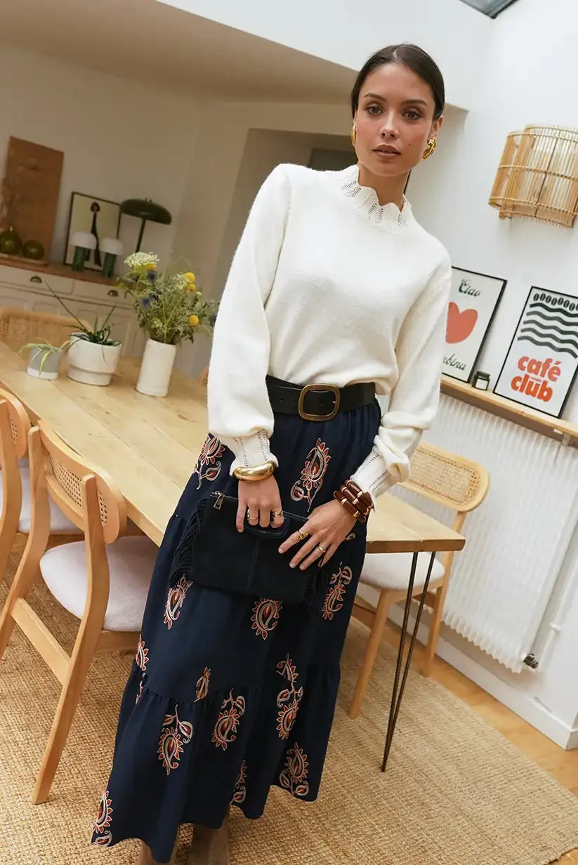 Falda Larga Azul Marino Bordada Mujer Estilo Bohemio Elegante - CHICA del Sur