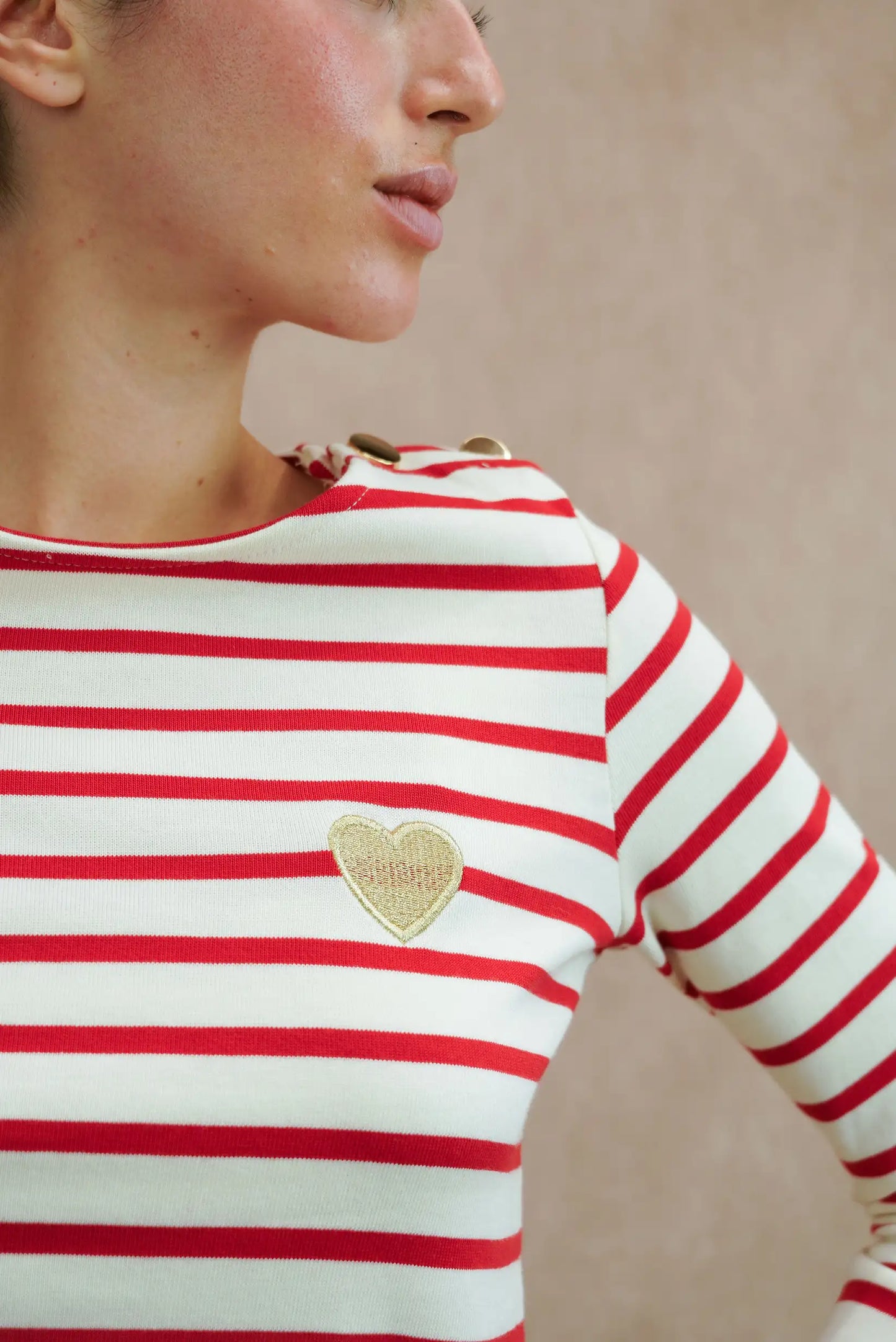 Jersey de mujer a rayas rojas con corazón dorado, moda casual CHICA del Sur