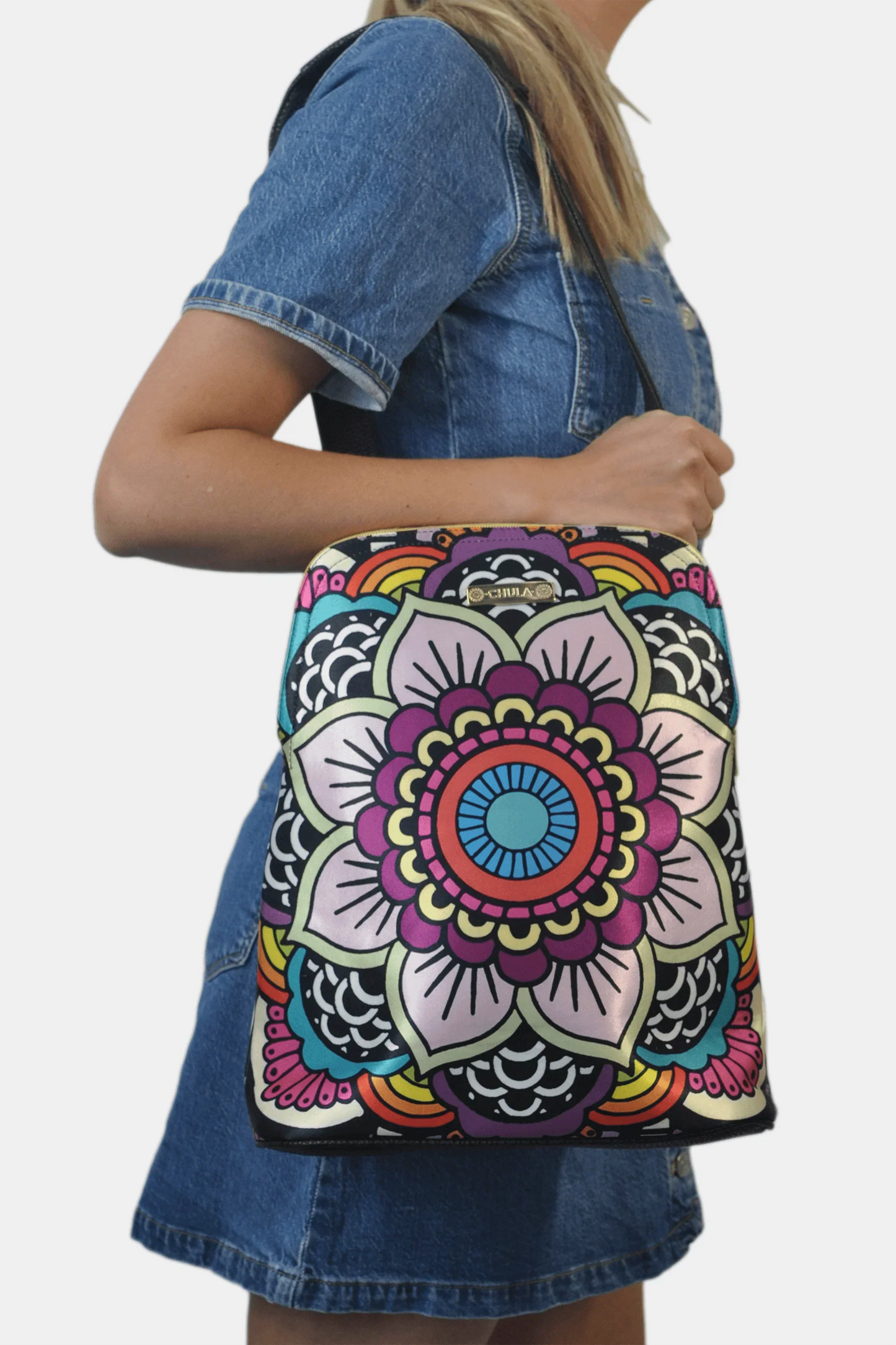 Mochila de Mujer y Bolso de hombro grande BagPack Mandala Arcoíris | CHULA Tulum - CHICA del Sur
