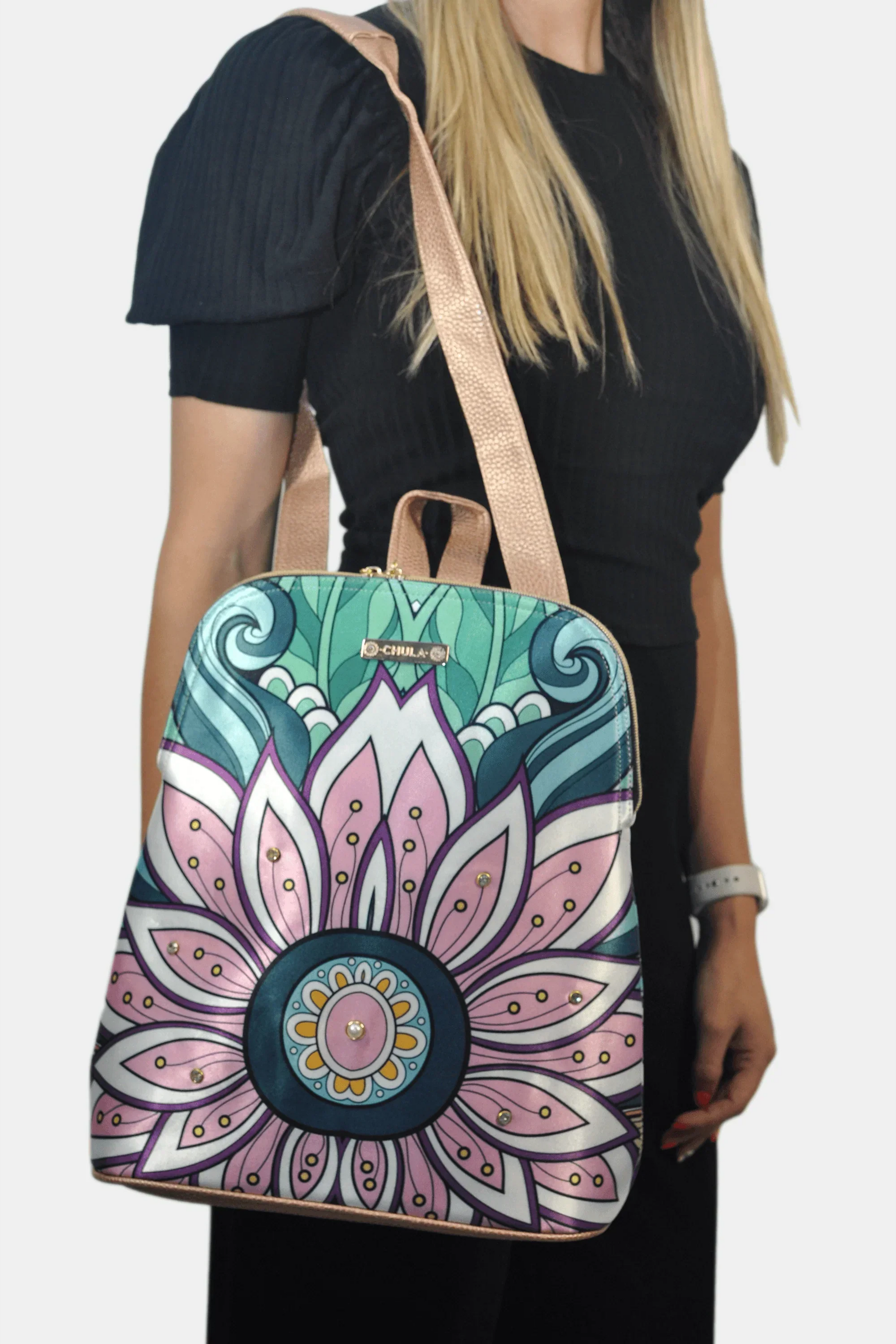 Mochila de Mujer y Bolso de hombro grande BagPack Mándalas Love Flower | CHULA Tulum - CHICA del Sur