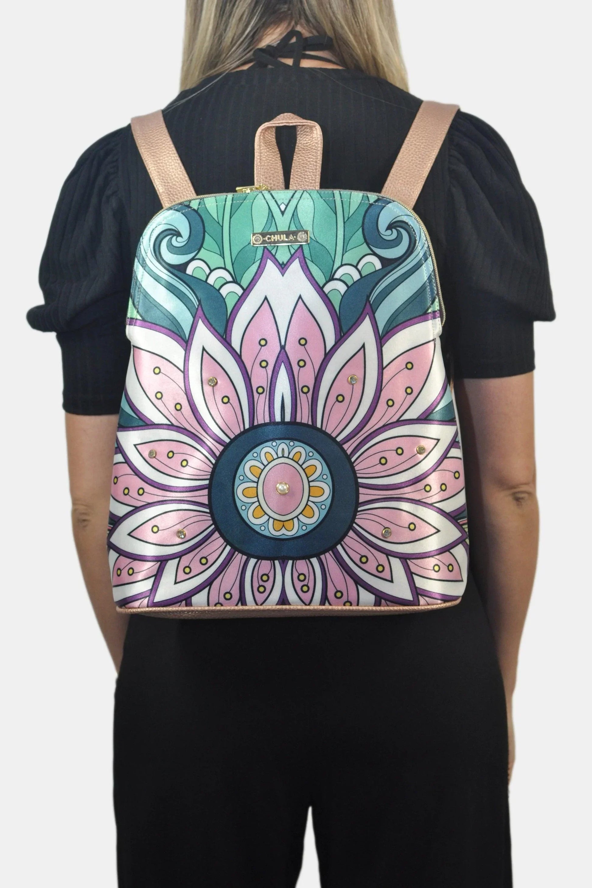 Mochila de Mujer y Bolso de hombro grande BagPack Mándalas Love Flower | CHULA Tulum - CHICA del Sur