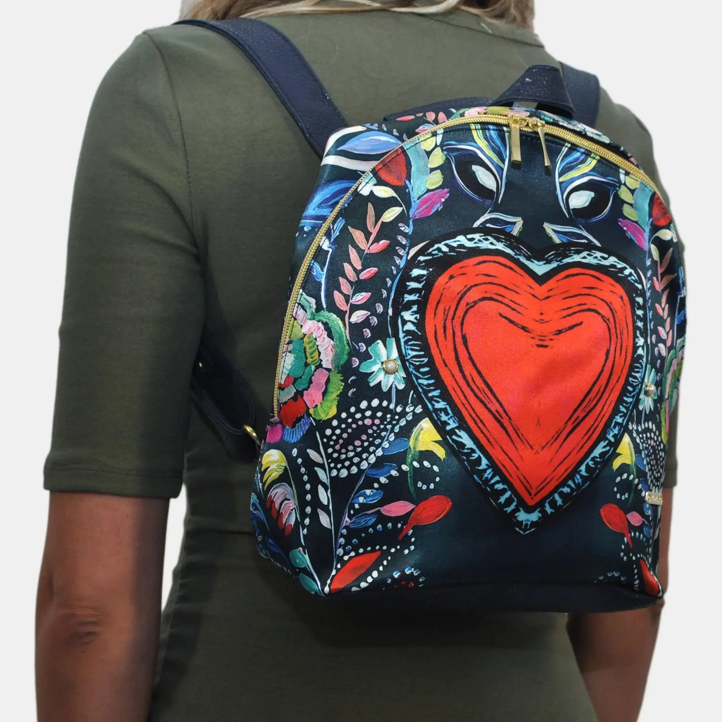 Mochila pequeña de Mujer y Bolso de hombro Mini BackPack Daily Heart Corazón | CHULA Tulum - CHICA del Sur