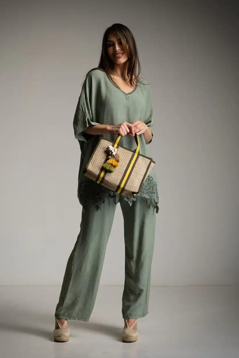 Pantalón fluido verde kaki con bolsillos y cordón - CHICA del Sur