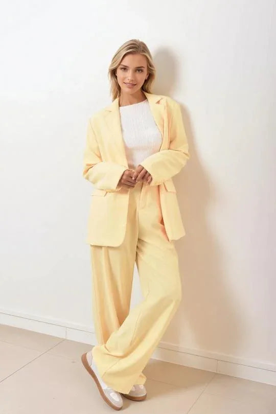 Pantalón de Mujer Amarillo - Comodidad y Estilo para un Look Impecable - CHICA del Sur