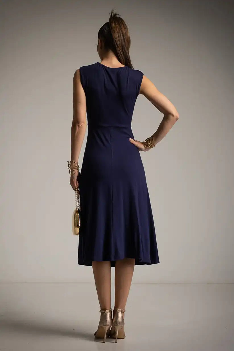 Vestido Azul Marino con Drapeado | Elegancia Primaveral - CHICA del Sur