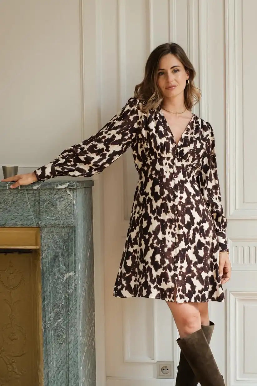 Vestido Animal Print Marrón Corto Manga Larga Corte Imperio Elegante - CHICA del Sur