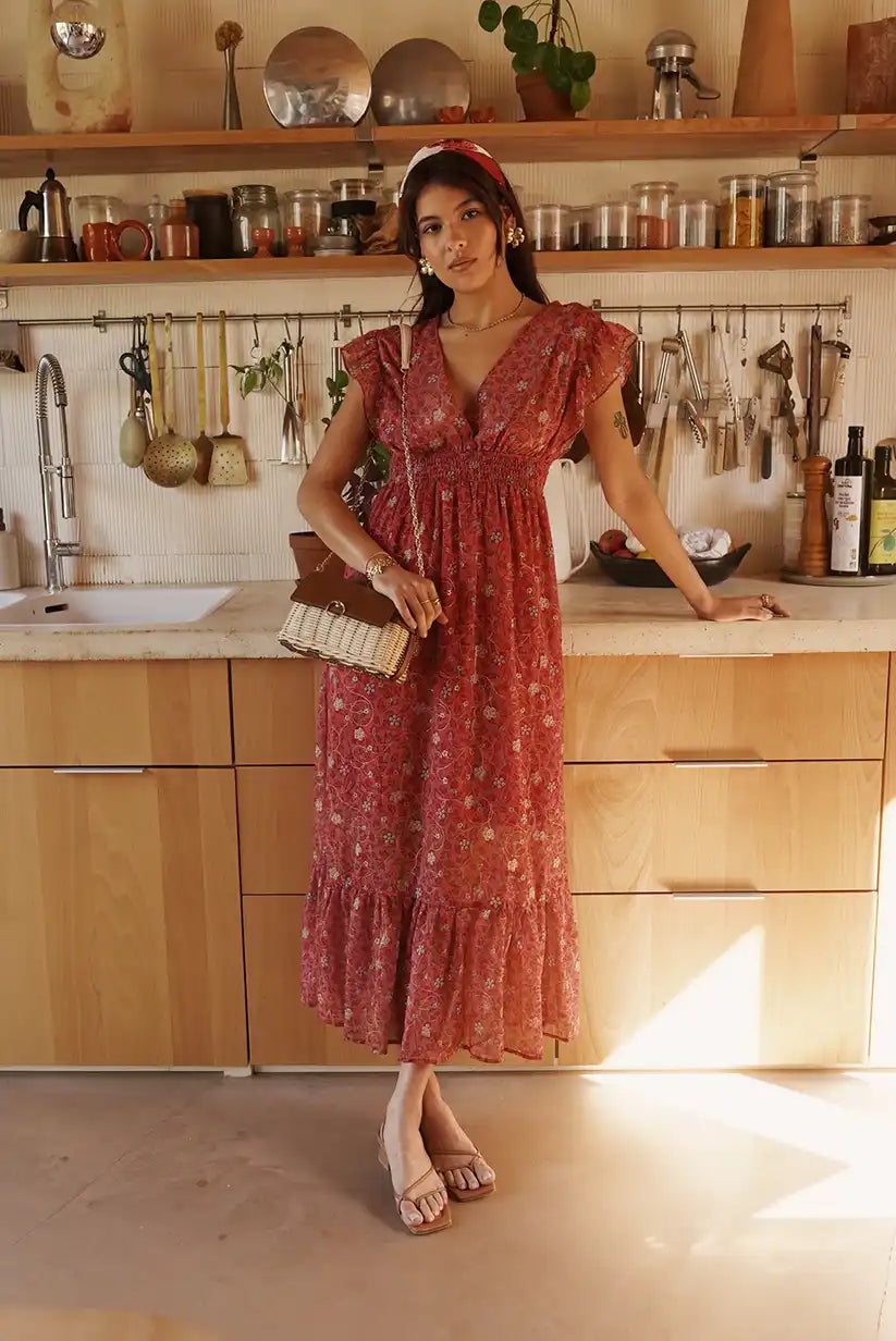 Vestido largo verano rojo burdeos con estampados florales - CHICA del Sur