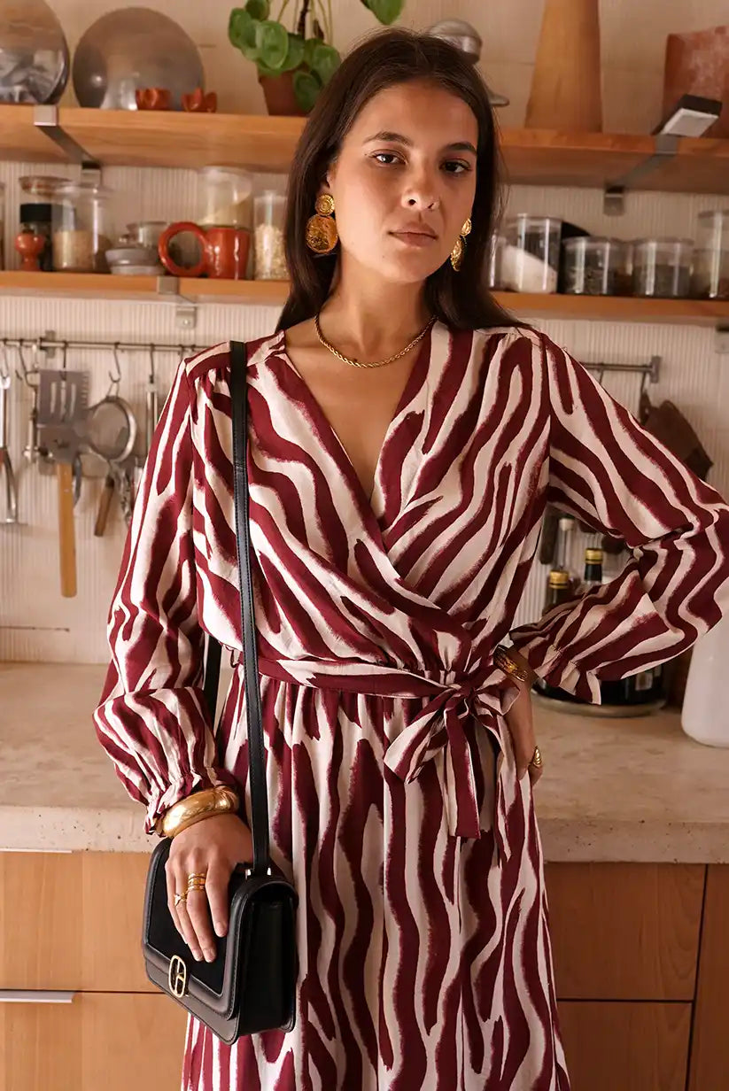 Vestido Midi Burdeos Estampado Animal con Cinturón Elegante Mujer - CHICA del Sur