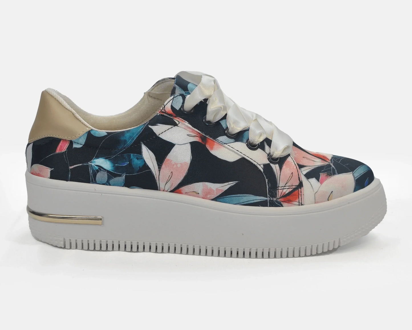 Zapatillas Urbanas de Mujer Flores negro Beige - Moda Sostenible Cuero Vegano | CHULA Tulum - CHICA del Sur