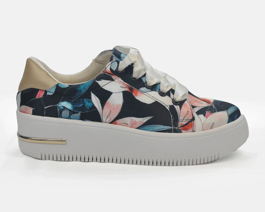 Zapatillas Urbanas de Mujer Flores negro Beige - Moda Sostenible Cuero Vegano | CHULA Tulum - CHICA del Sur