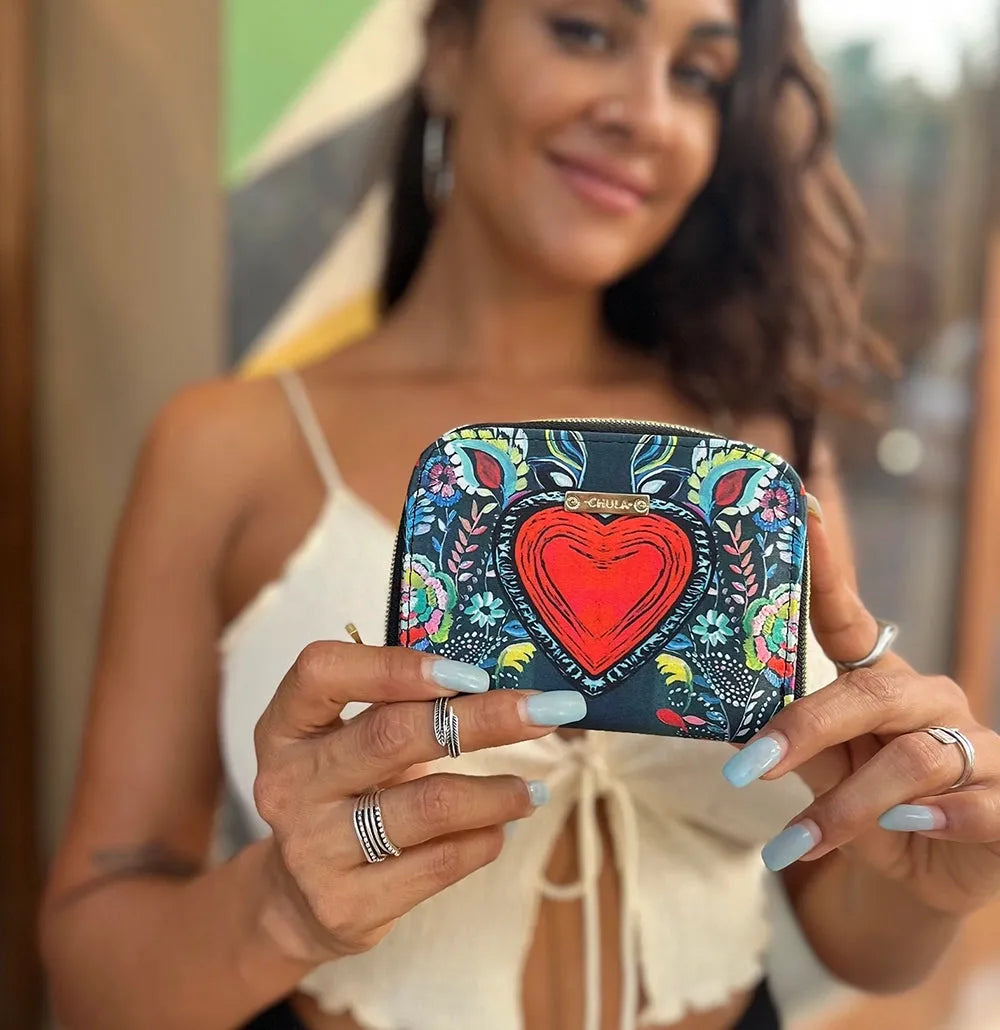 Cómo Elegir la Cartera Ideal: Los Mejores Diseños para Mujer - CHULA Tulum