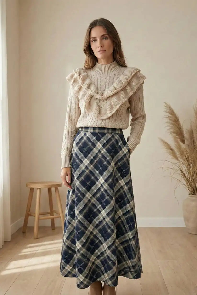 Falda midi cuadros azul marino - CHICA del Sur