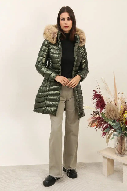 Abrigo Largo Mujer Verde Metalizado Acolchado con Capucha Pelo - CHICA del Sur