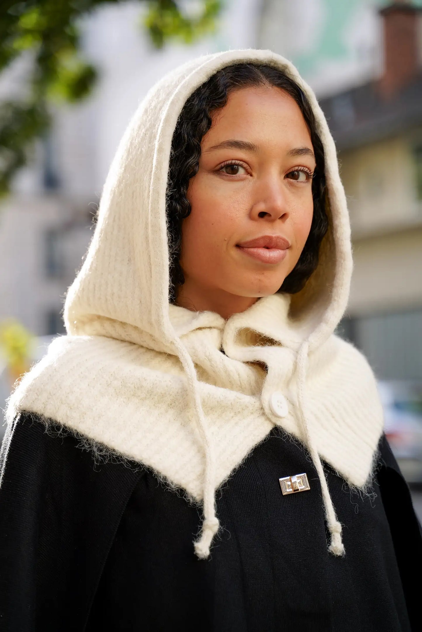 Porto balaclava neck scarf in raw