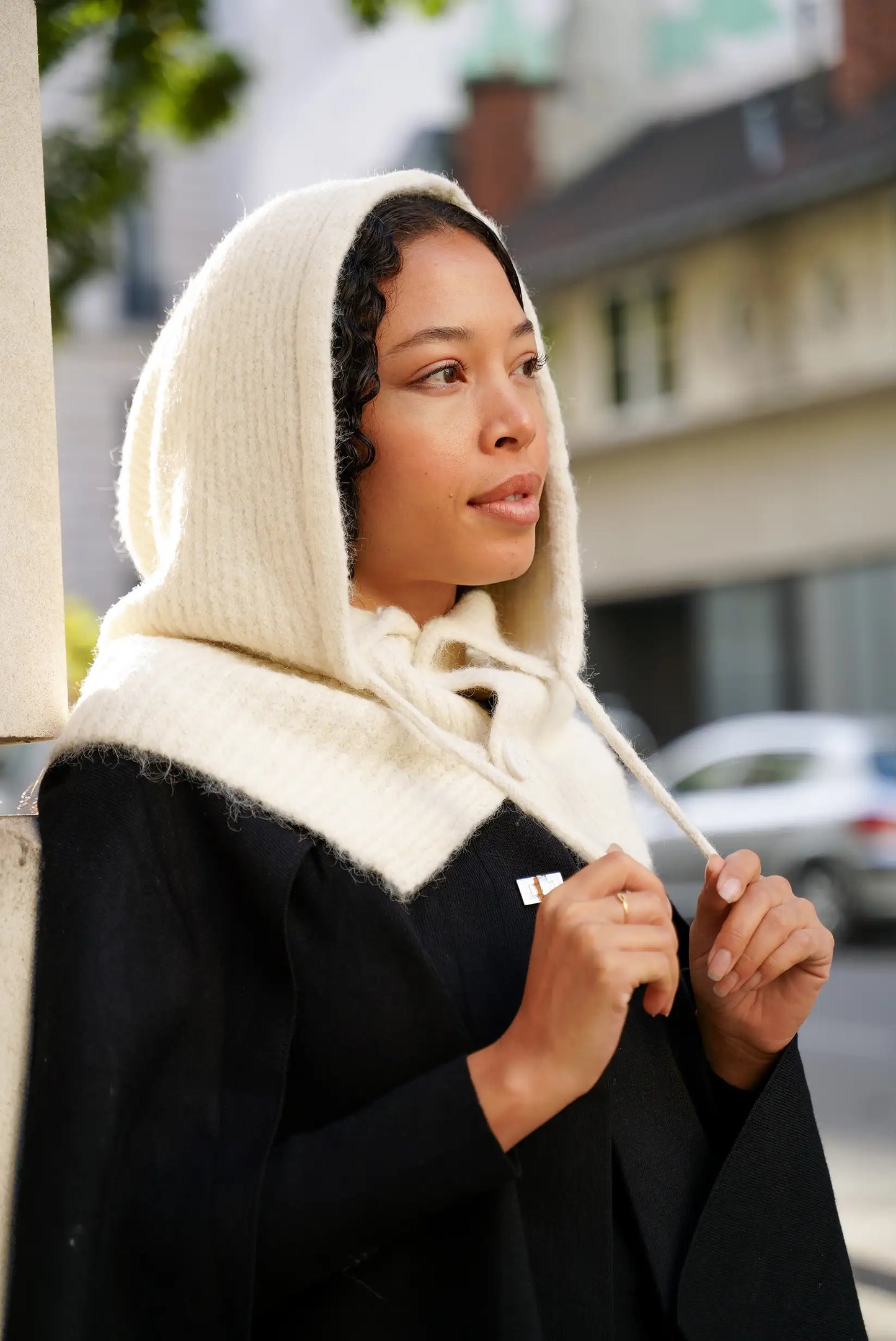 Porto balaclava neck scarf in raw