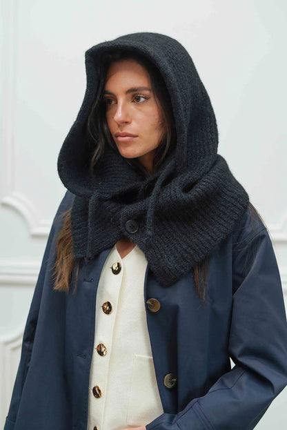 Porto balaclava neck scarf in black