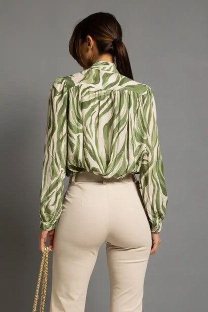 Blusa cebra kaki mujer | Cuello halter primavera verano - CHICA del Sur