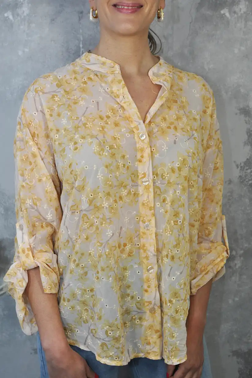 Blusa Estampado Floral Amarillo Mujer | Cuello Mao y Bordados Primavera 2025 - CHICA del Sur