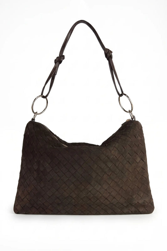 Bolso de piel de vaca trenzada en color marrón oscuro de CHICA del Sur
