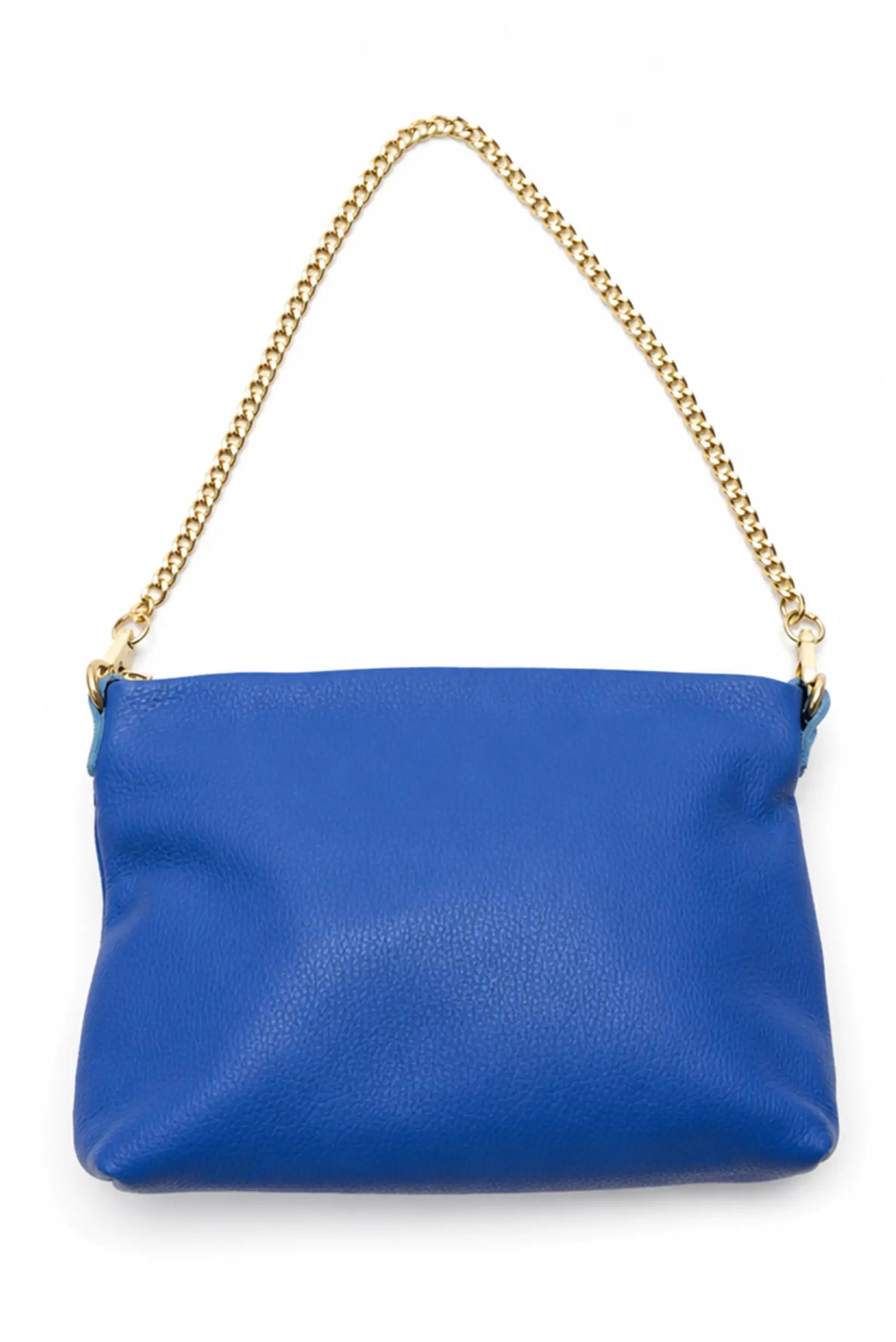 Bolso de hombro en piel azul eléctrico con cadena dorada