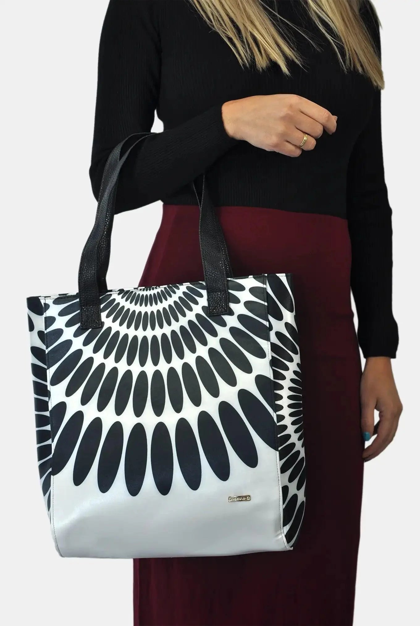 Bolso de Mujer Tote Shopper Grande Opal Pétalos Negros | CHULA Tulum - CHULA Tulum