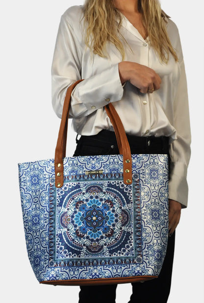 Bolso mujer de hombro grande Nahomi Jigsaw estampado Mandala azul | CHULA Tulum