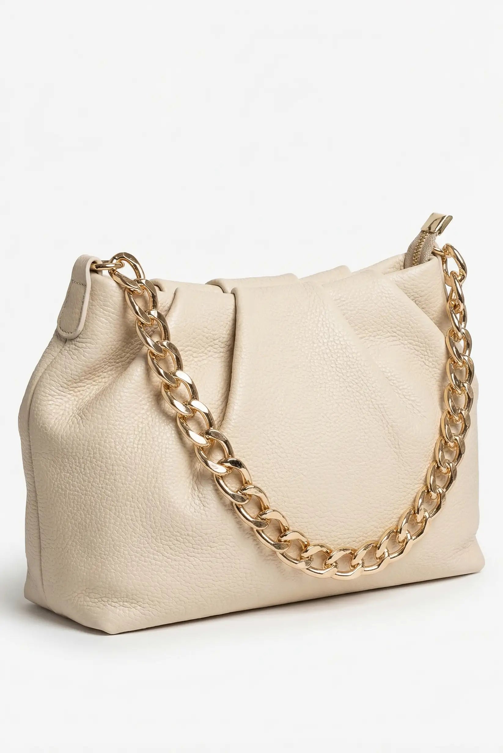 Bolso de hombro beige de piel de vaca, con cadena dorada y estilo elegante de primavera