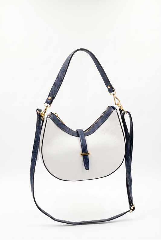 Bolso de mano y bandolera blanco con detalles azul marino y herrajes dorados