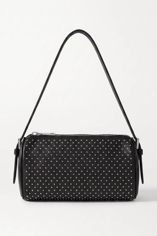 Bolso pequeño de mujer negro de CHICA del Sur con tachuelas metálicas y asa larga.