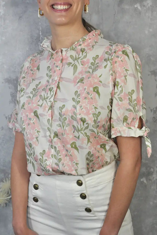 Camisa floral manga corta con cuello fruncido | Mujer primavera verano - CHICA del Sur