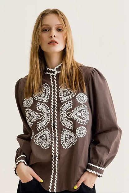 Camisa Mujer Marrón Chocolate Bordada Beige 100% Algodón Elegante - CHICA del Sur