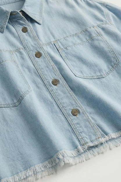 Camisa vaquera mujer denim azul claro con bolsillos y bajo deshilachado, CHICA del Sur