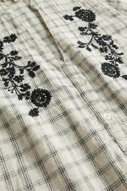 Camisa de mujer gris de cuadros con bordados florales negros, moda casual CHICA del Sur