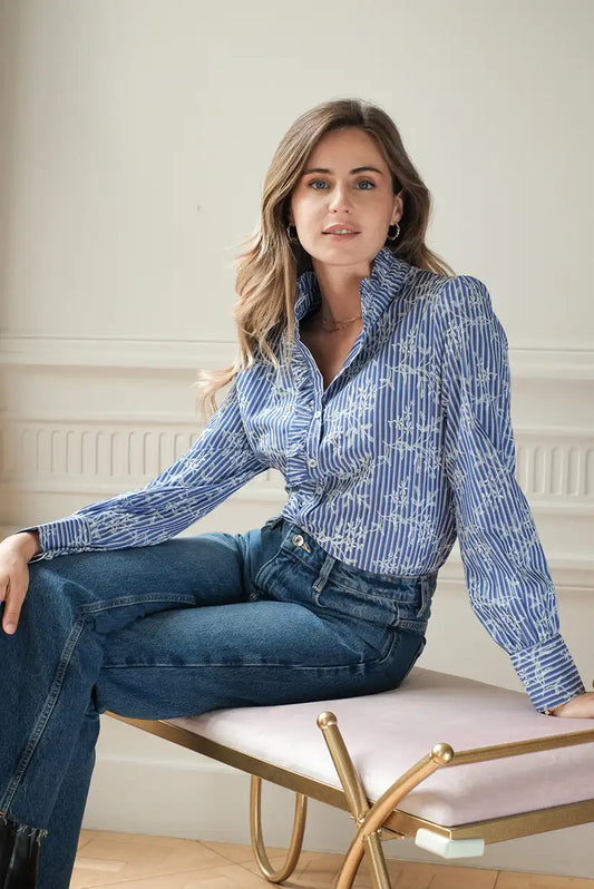 Camisa Azul de Rayas con Bordados Florales Mujer Elegante Casual - CHICA del Sur