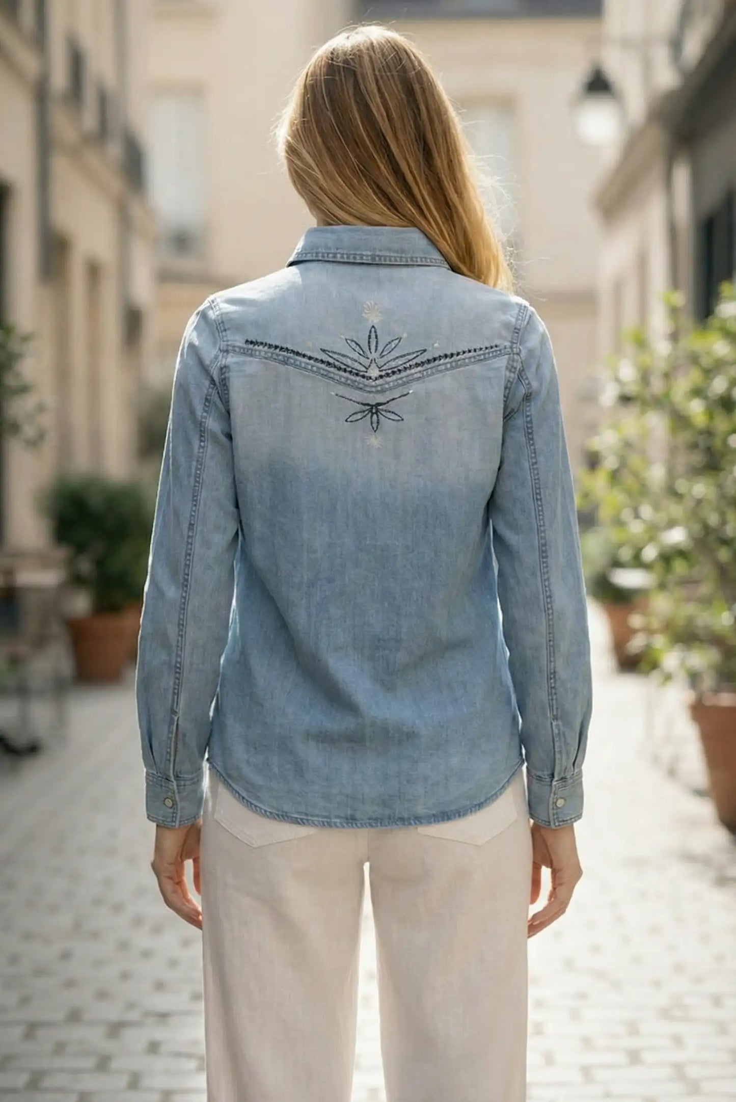 Camisa Vaquera Bordada Azul Denim Primavera