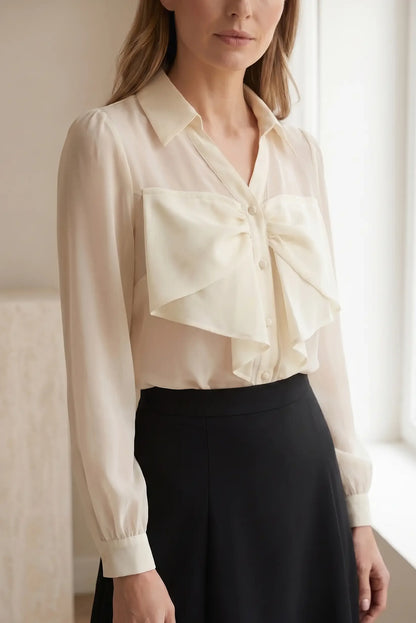 Camisa de mujer vainilla manga larga con lazo grande, estilo elegante y casual